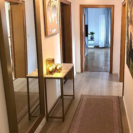 Grosse Helle Mit 130 Qm Apartmán