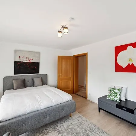 Grosse Helle Mit 130 Qm * Karlsruhe